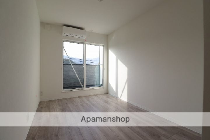 広島県廿日市市地御前1丁目の賃貸アパートの居間