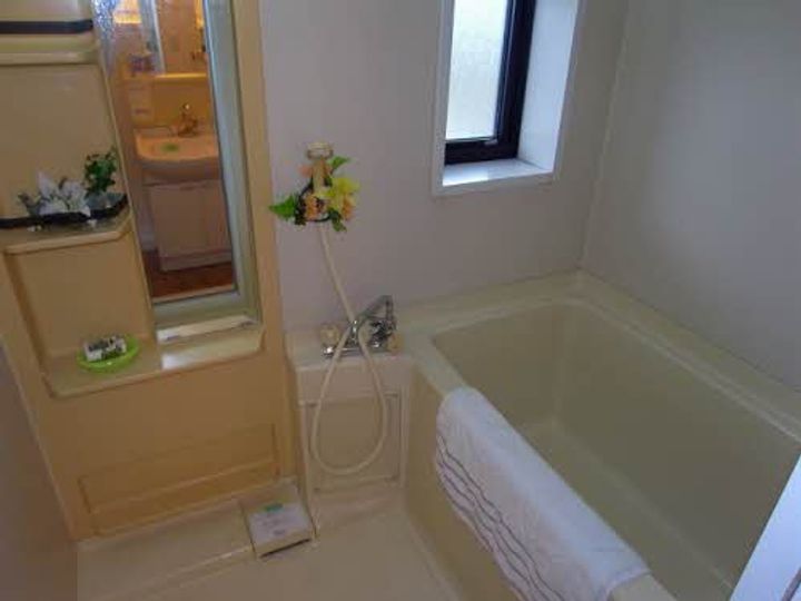 広島県廿日市市山陽園の賃貸アパートの風呂