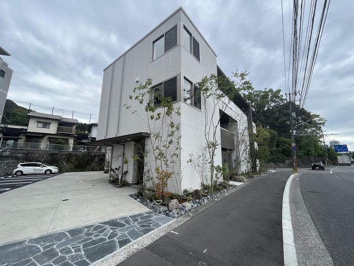 広島県広島市東区牛田南1丁目の賃貸マンションの外観