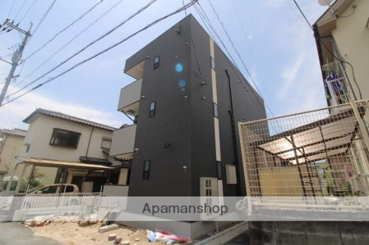 広島県広島市安佐南区長束西2丁目の賃貸アパートの外観