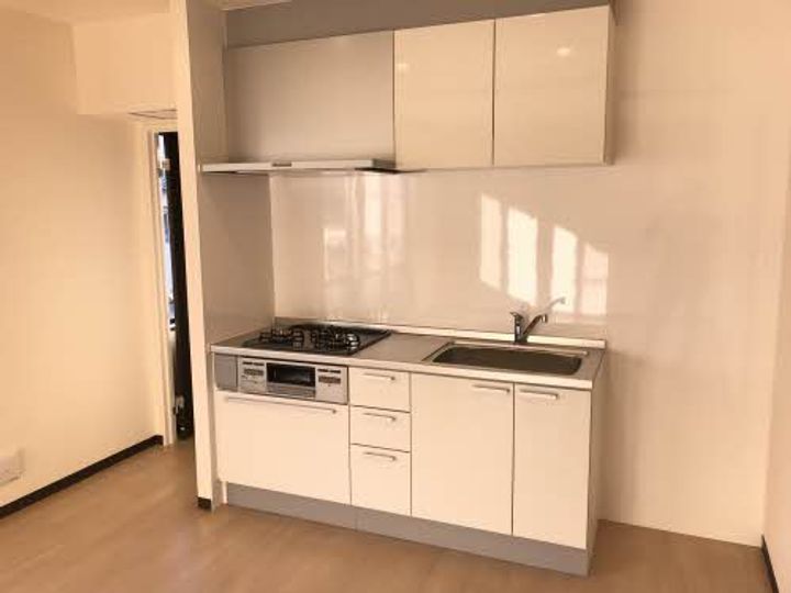 広島県広島市東区中山東3丁目の賃貸アパートのキッチン