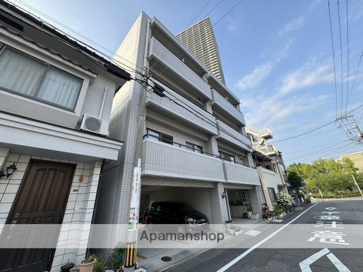 広島県広島市中区東千田町1丁目の賃貸マンションの外観