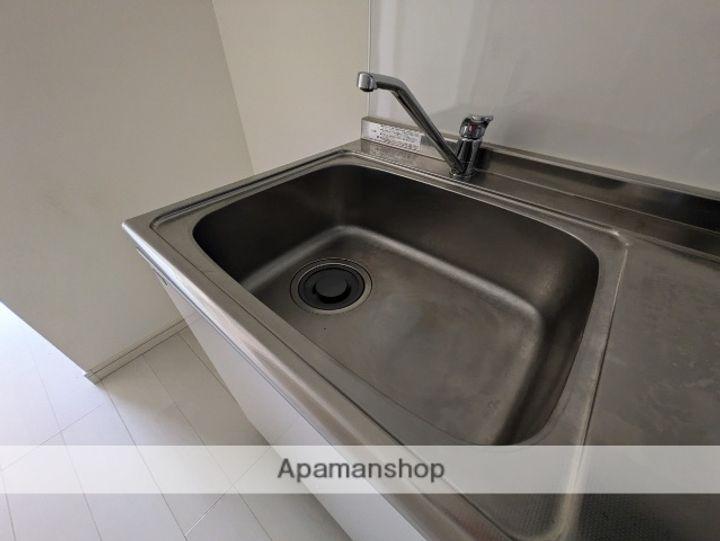 広島県広島市南区東霞町の賃貸アパート306の内装