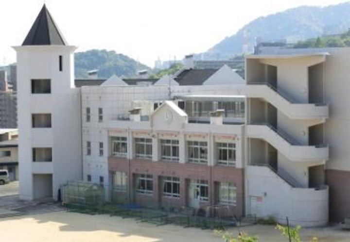広島県広島市西区高須台4丁目の賃貸アパートの周辺