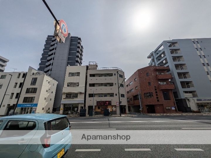 広島県広島市中区住吉町の賃貸マンション401の外観