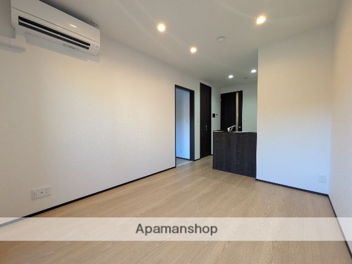 広島県広島市安佐南区西原4丁目の賃貸アパートの居間