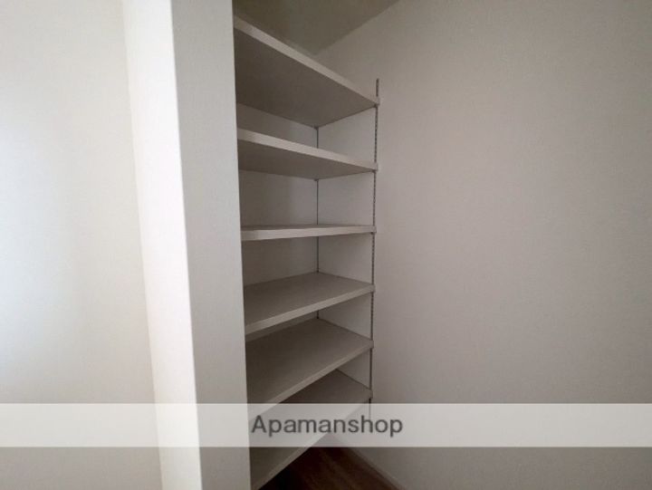 広島県広島市南区翠5丁目の賃貸アパートの内装