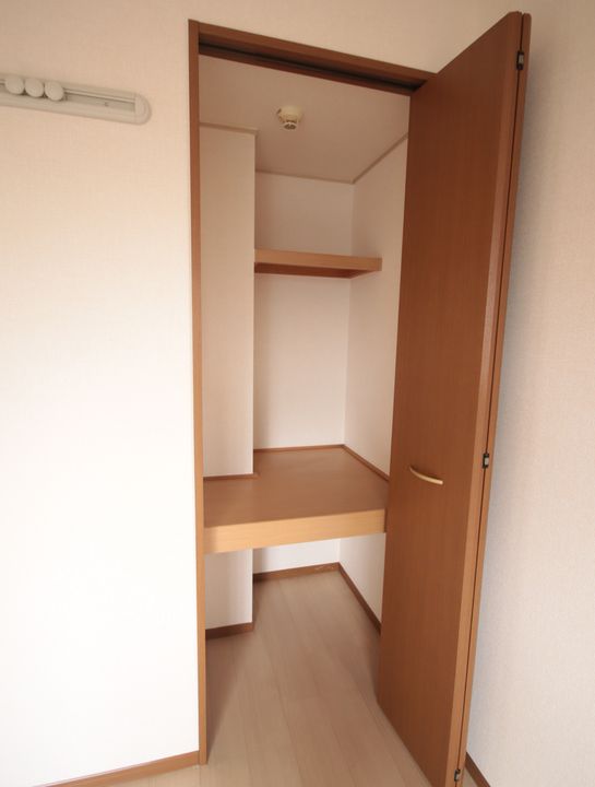 セゾン高取北弐番館101の内装