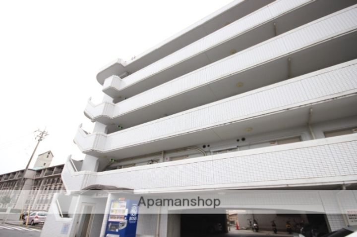 広島県広島市佐伯区皆賀1丁目の賃貸マンションの外観