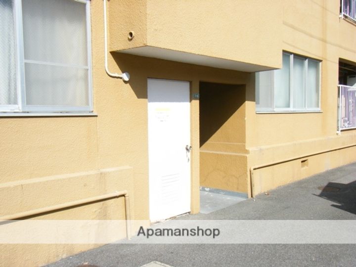 広島県広島市東区牛田本町3丁目の賃貸マンションの外観