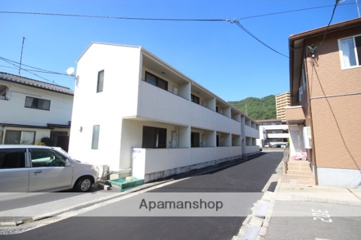 広島県広島市東区戸坂山根1丁目の賃貸アパートの外観