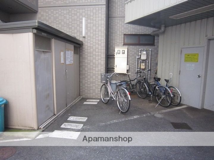 広島県広島市東区光町1丁目の賃貸マンションの外観