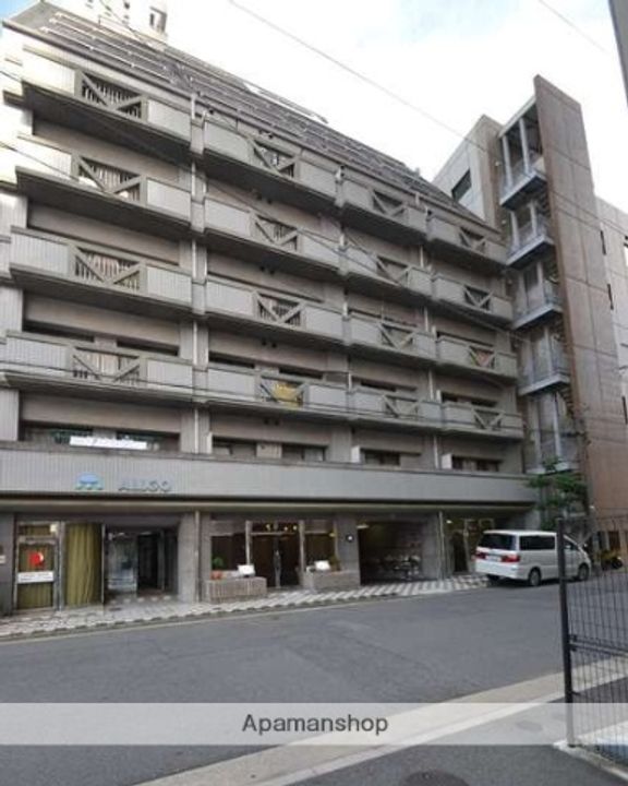 広島県広島市中区小網町の賃貸マンションの外観