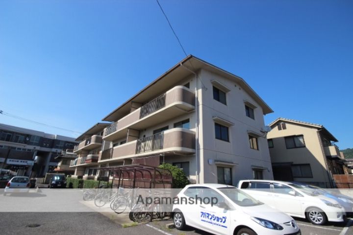 広島県広島市東区戸坂千足1丁目の賃貸マンションの外観