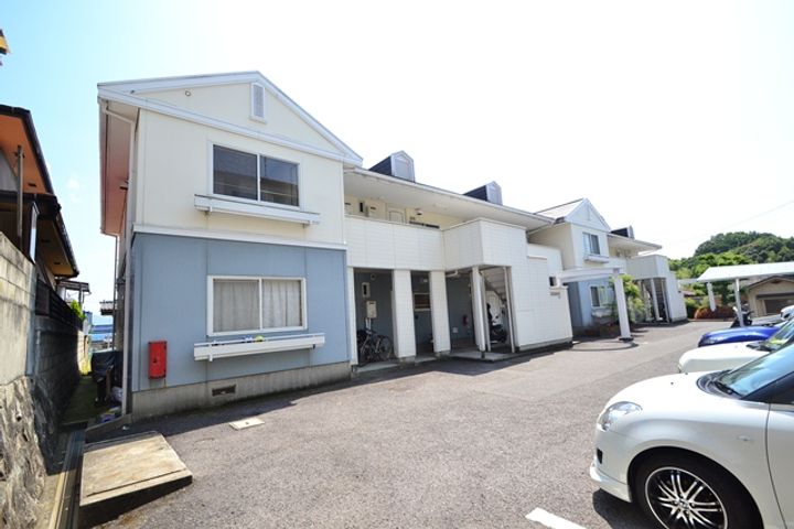 広島県安芸郡府中町柳ケ丘の賃貸アパートの外観