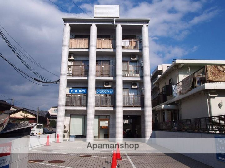 広島県広島市佐伯区五日市中央4丁目の賃貸マンション201の外観