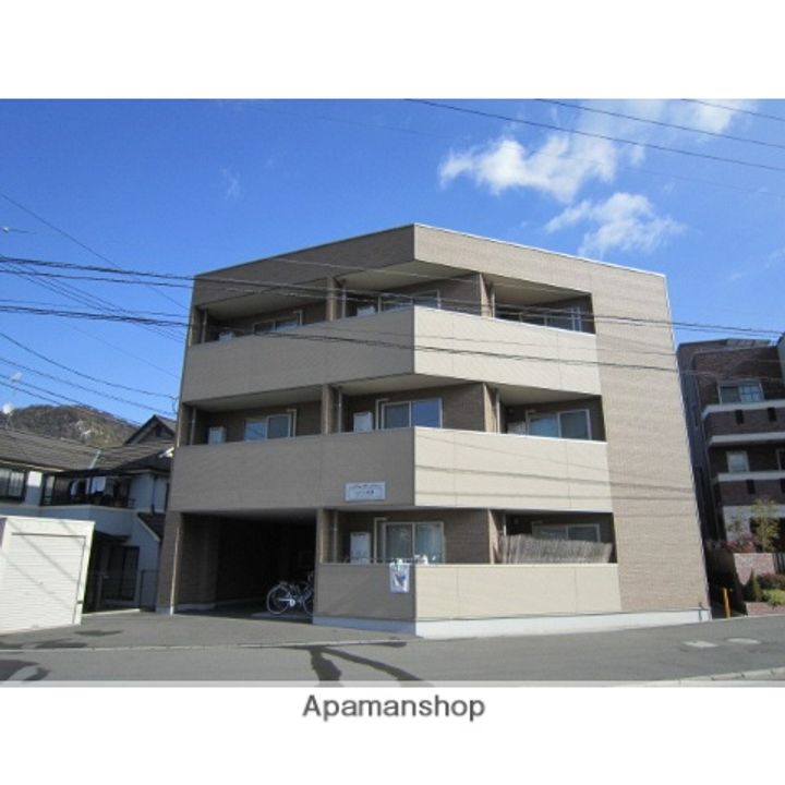広島県広島市安芸区船越5丁目の賃貸マンションの外観