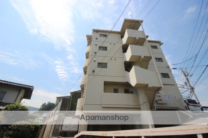 広島県広島市東区戸坂千足1丁目の賃貸マンションの外観