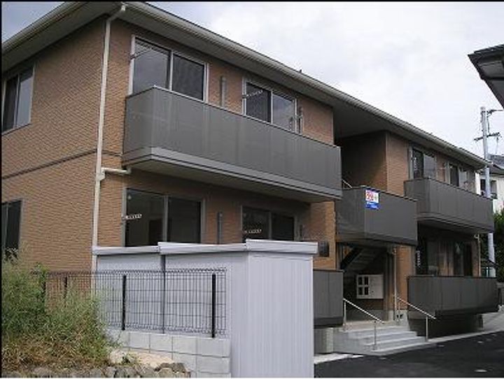 広島県広島市安佐北区亀山5丁目の賃貸アパートの外観