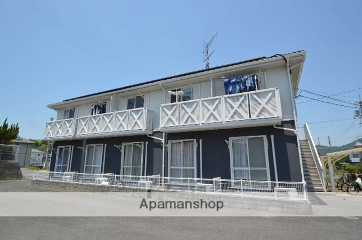 広島県東広島市八本松東6丁目の賃貸アパートの外観