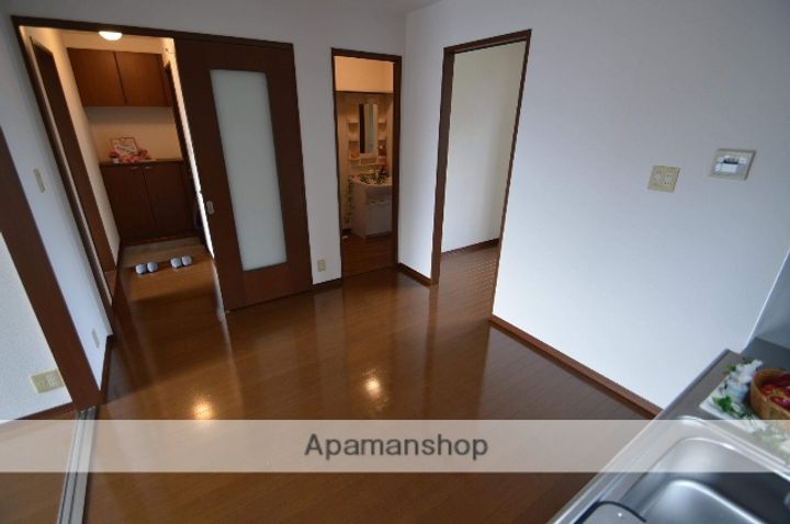 広島県東広島市西条町寺家の賃貸アパートの内装