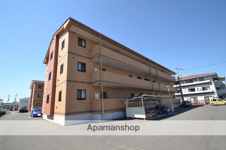 ハートフルKAGAMIⅠ205の外観