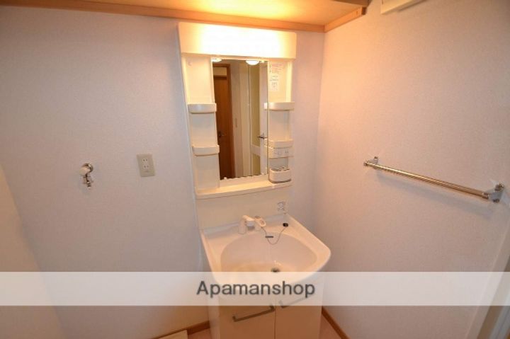 ハートフルKAGAMIⅠ205の内装