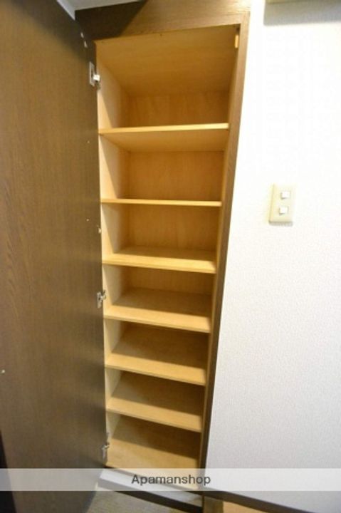 ヴィラ・カトレア303の内装