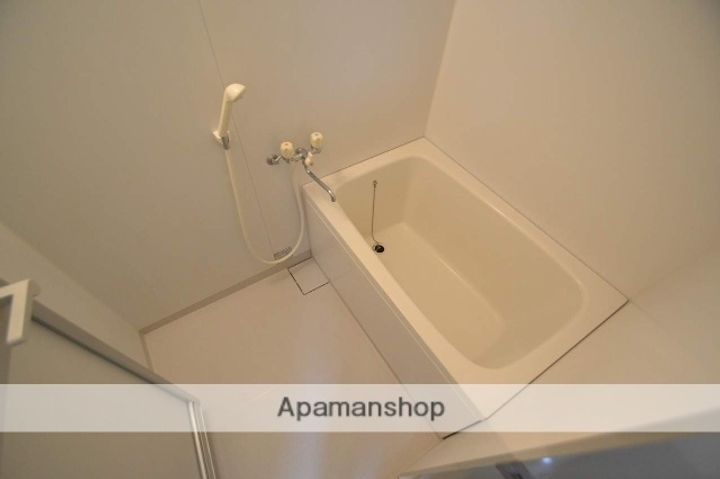 ヴィラ・カトレア303の風呂