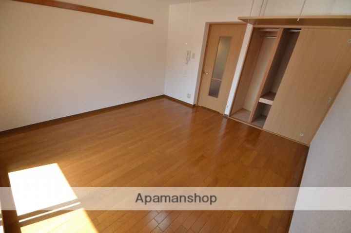 メゾンブルームの居間