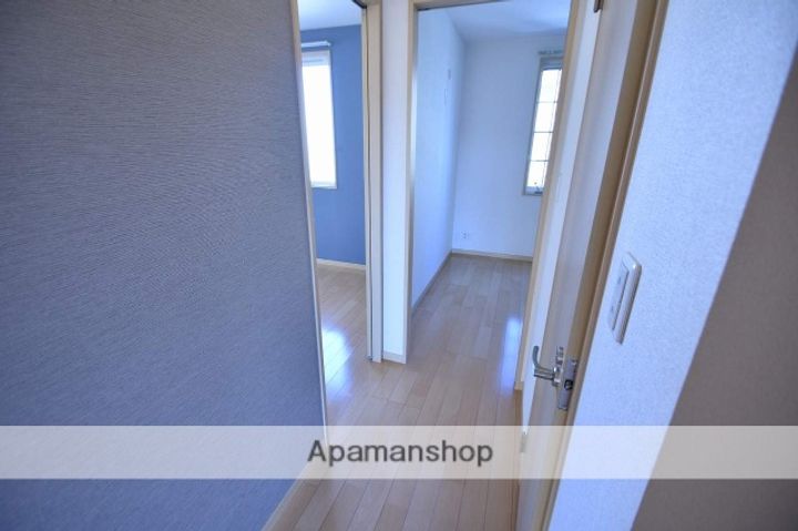 広島県東広島市西条町寺家の賃貸アパート201の内装