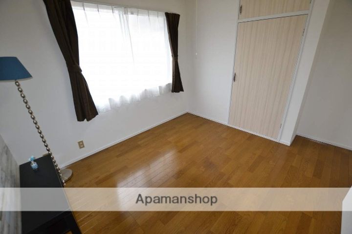 アルソーレ東広島七番館105の居間