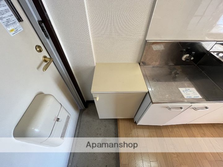 広島県東広島市西条町寺家の賃貸アパートの内装