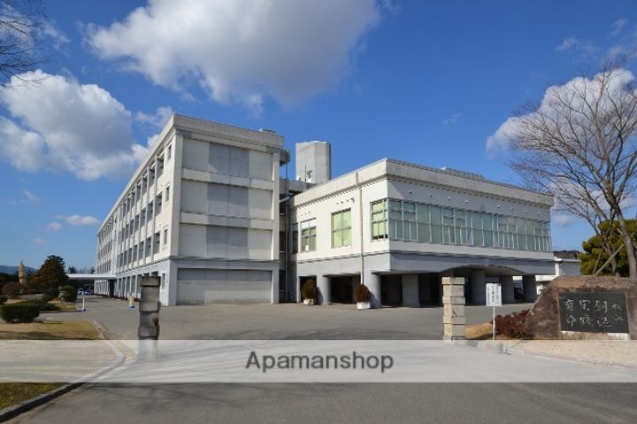 広島県東広島市西条町田口の賃貸アパートの周辺