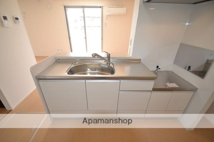 シャルムサールB棟のキッチン