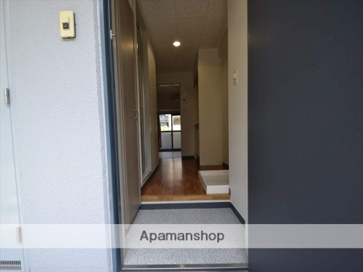 スカイレジェンド517の玄関