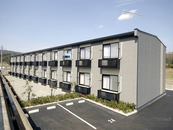 レオパレス高屋堀110の外観