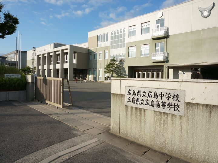 レオパレス高屋堀110の周辺
