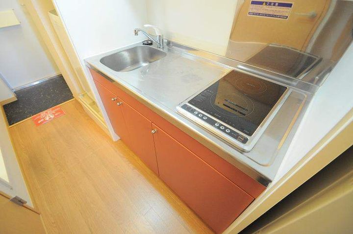 レオパレスエスポワールタワラⅢ201のキッチン