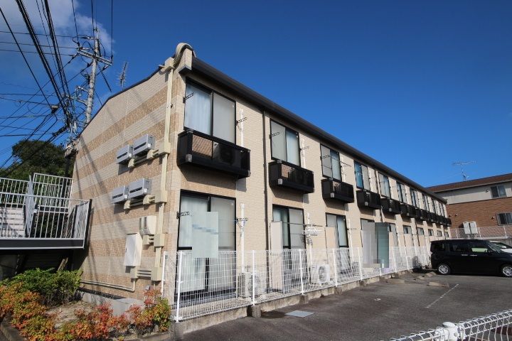 レオパレスさざんか109の外観