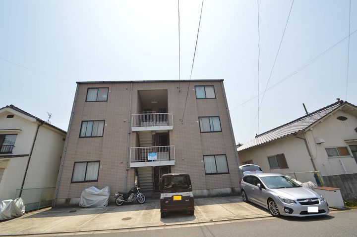 ラ・メール102号室の外観