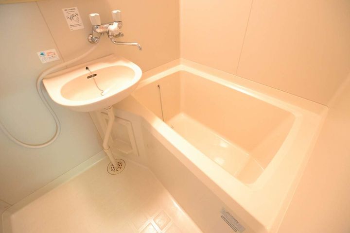 DOLCE.SⅡ103号室の風呂