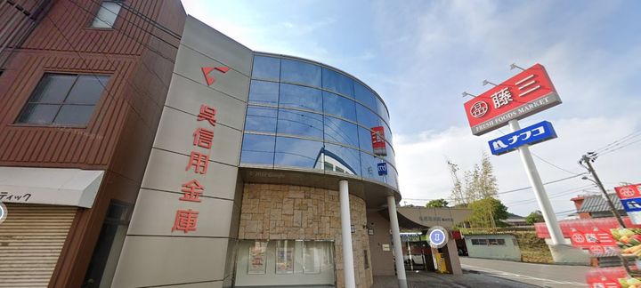 アビタシオンの周辺