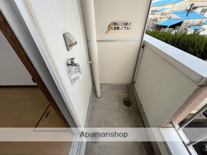 広島県東広島市西条中央4丁目の賃貸アパートの内装