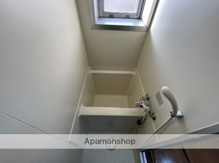 広島県東広島市西条中央4丁目の賃貸アパート104の内装