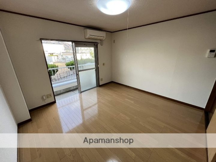 広島県東広島市西条中央4丁目の賃貸アパート104の内装