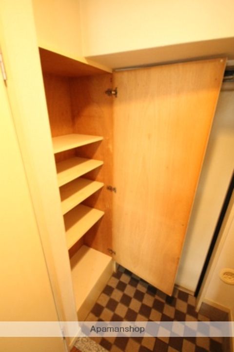 ミッションデルタの玄関