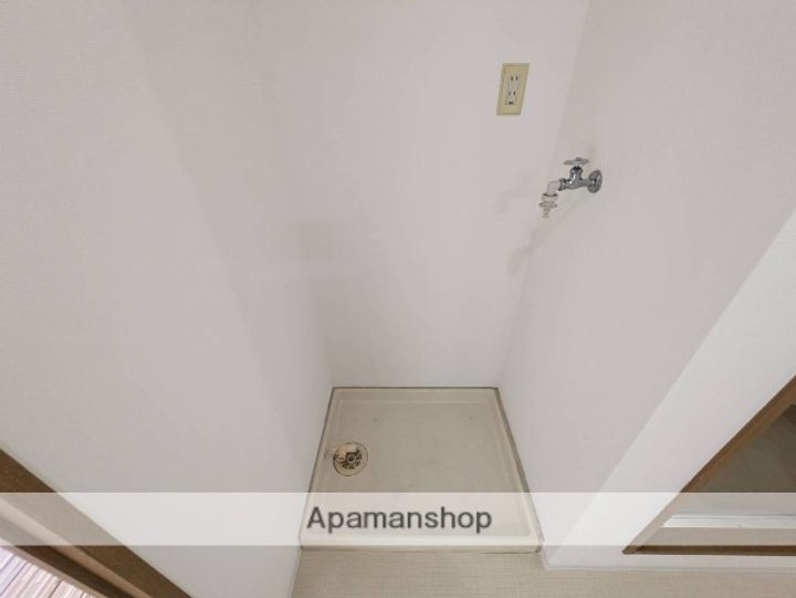 KAWABE340ビルの内装