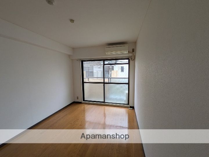 メゾン萩の内装