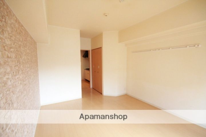 アクアシティ本川町1202の居間